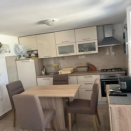 Apartment Kucica Uz *